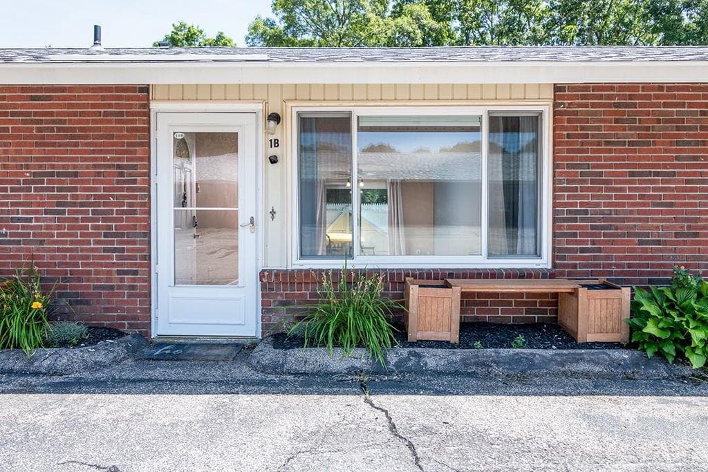 Condominium at 40 Kingsland Court Court UNIT 1 B, Charlestown, photo 4 of 8