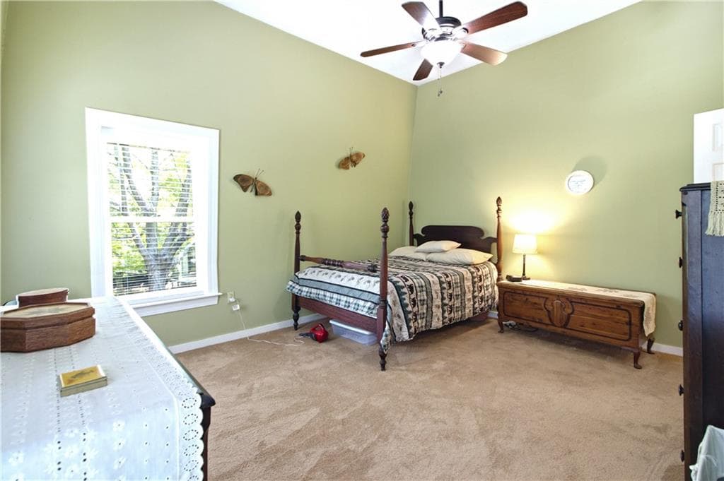 27 Higgins Street UNIT 201 photo 13