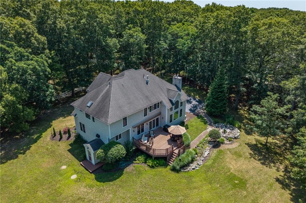 555 Carpenter Lane photo 42