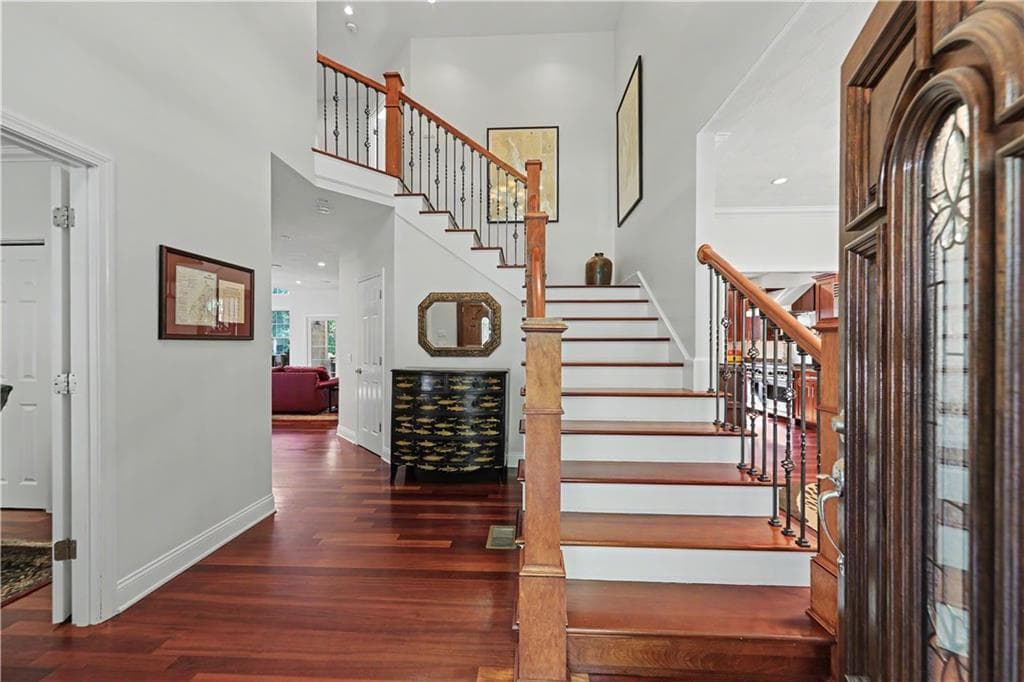 555 Carpenter Lane photo 9