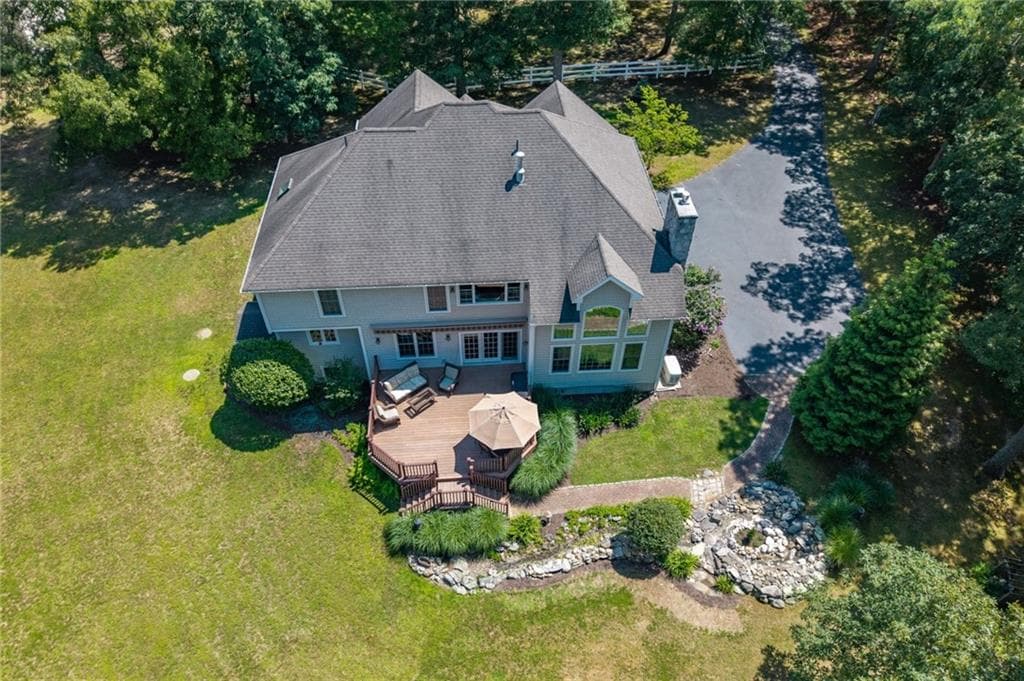 555 Carpenter Lane photo 41