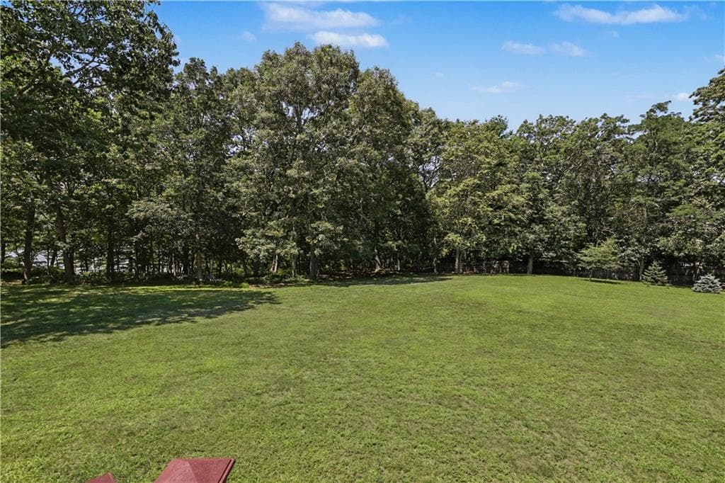 555 Carpenter Lane photo 29