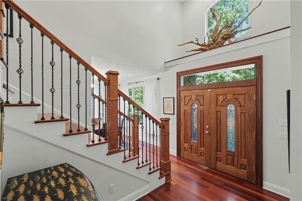 555 Carpenter Lane photo 8