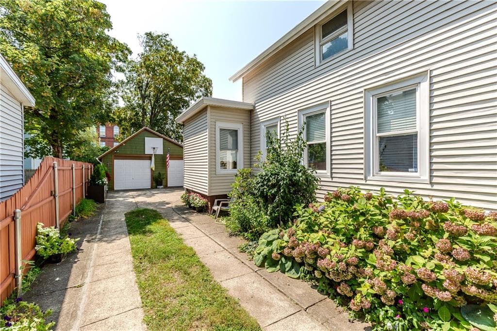 Single Family Residence at 85 Armistice Boulevard, Pawtucket, photo 23 of 29