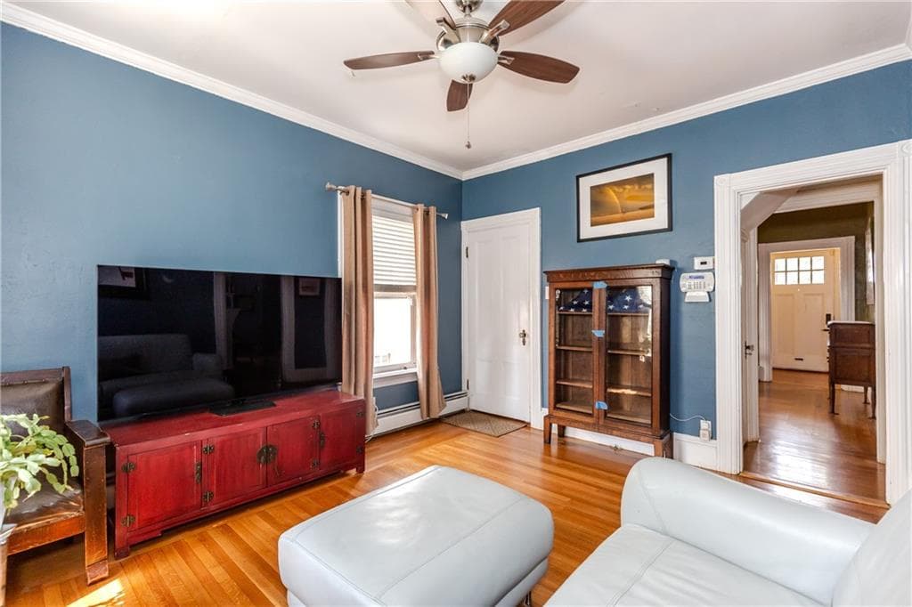 Single Family Residence at 85 Armistice Boulevard, Pawtucket, photo 9 of 29
