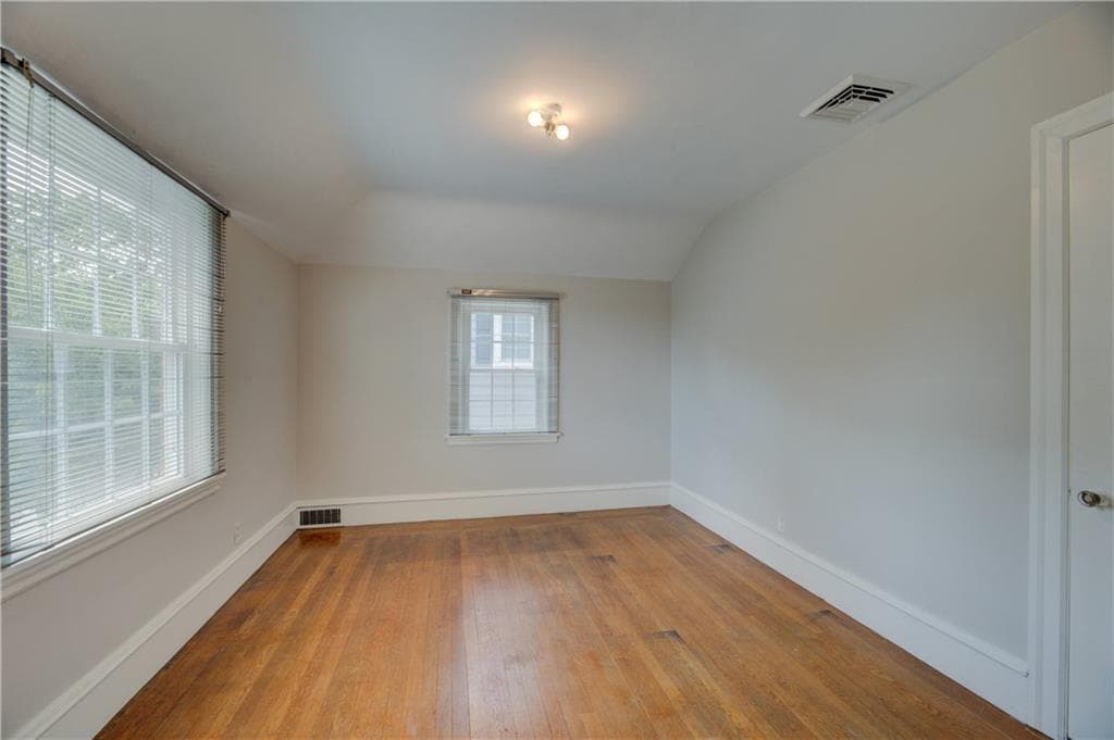 70 Sargent Avenue photo 27