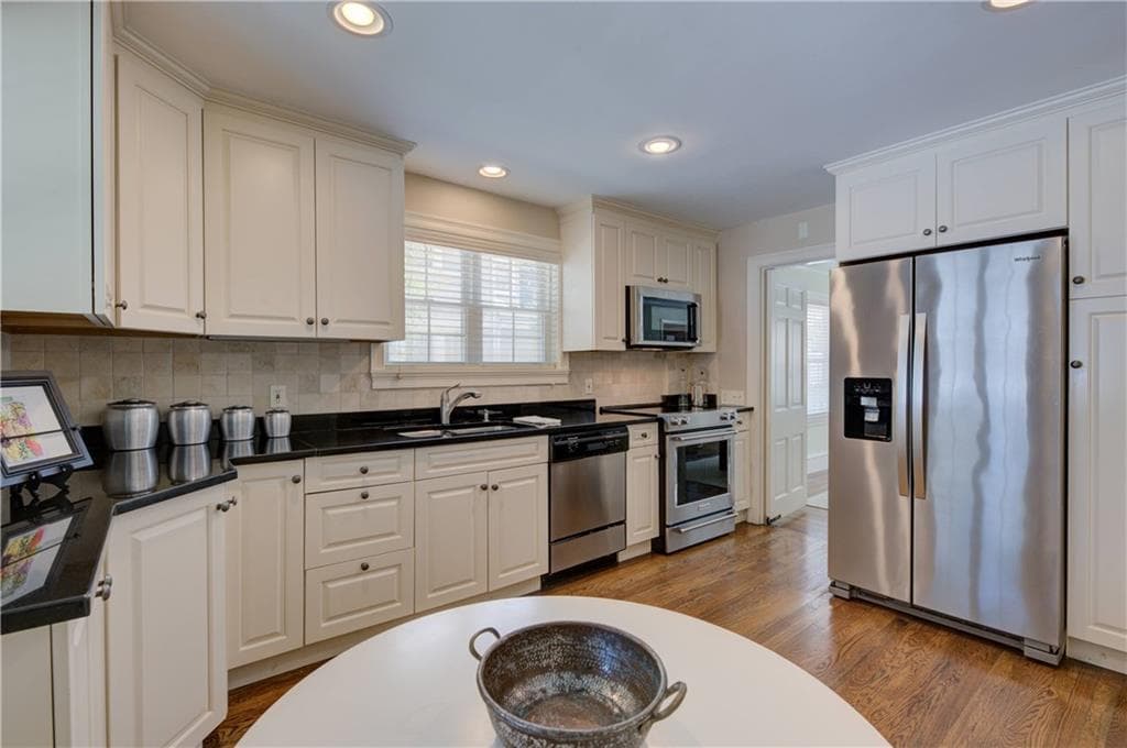 70 Sargent Avenue photo 14