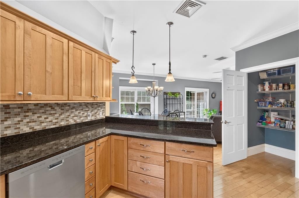 23 Franklin Street UNIT 6 photo 10