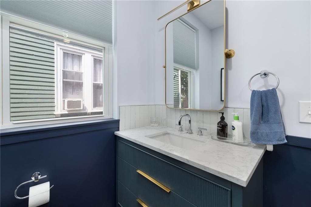 114 Ring Street UNIT 1 photo 27