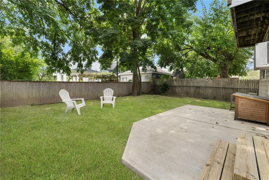 114 Ring Street UNIT 1 photo 32