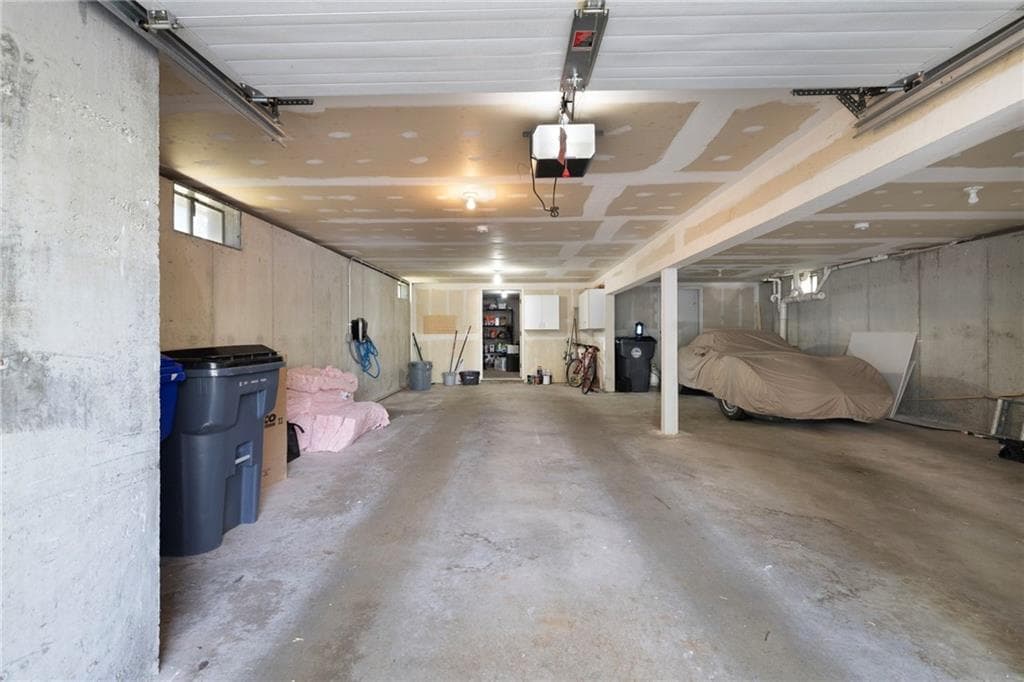 114 Ring Street UNIT 1 photo 29