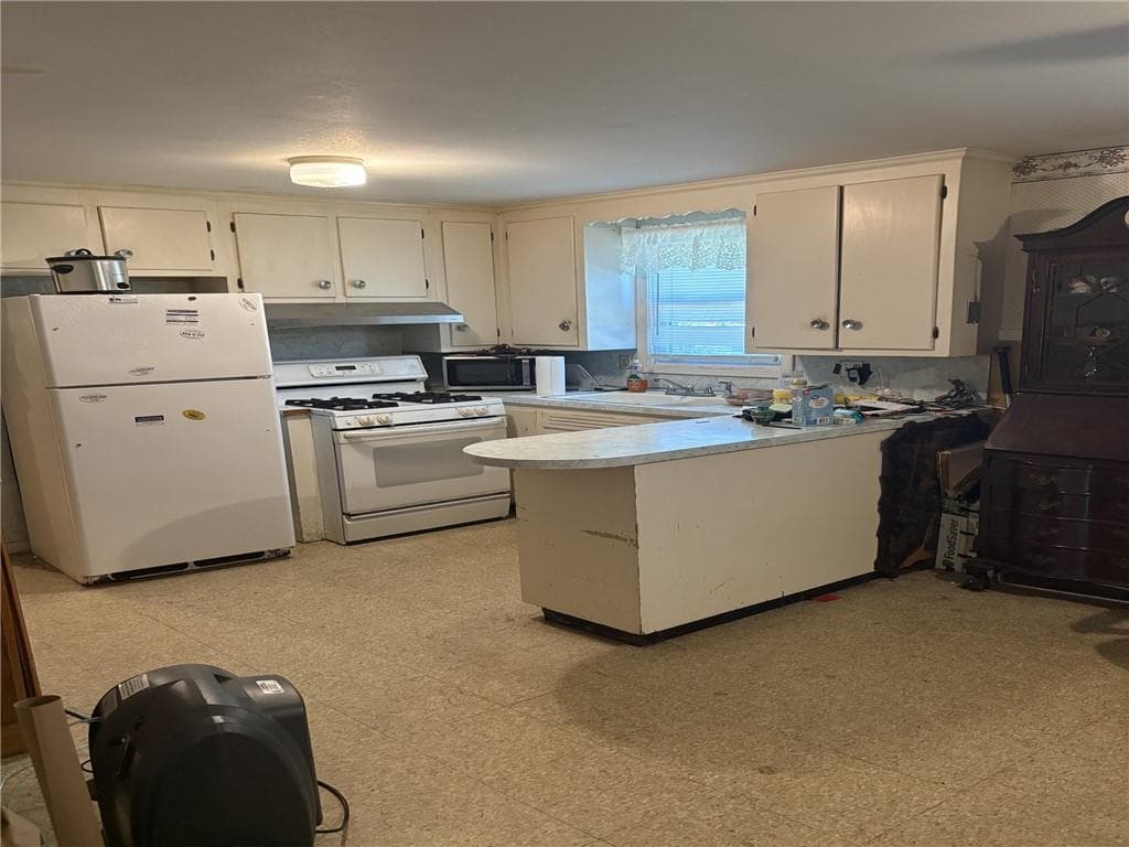 51 Morse Avenue photo 2
