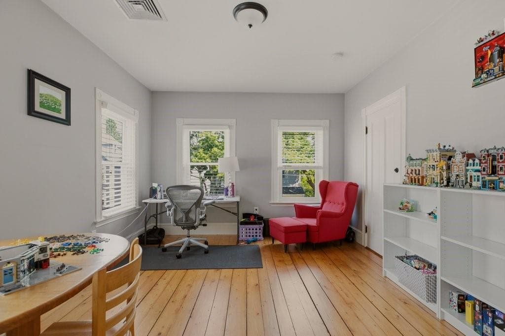 88 Burton Street photo 43