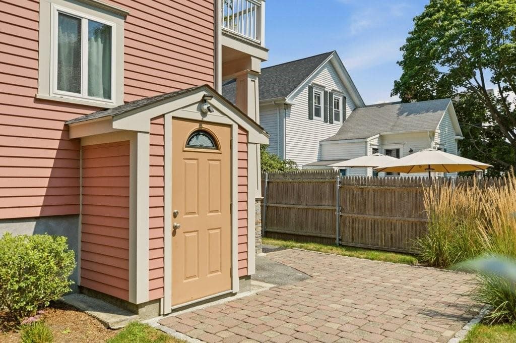 88 Burton Street photo 48