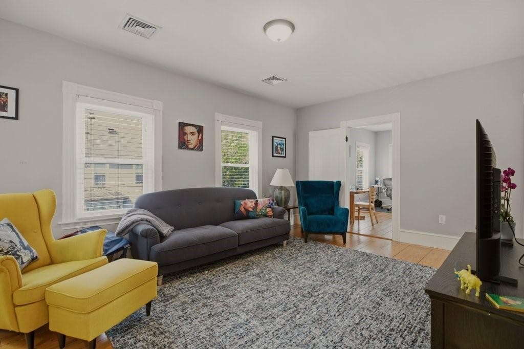 88 Burton Street photo 40