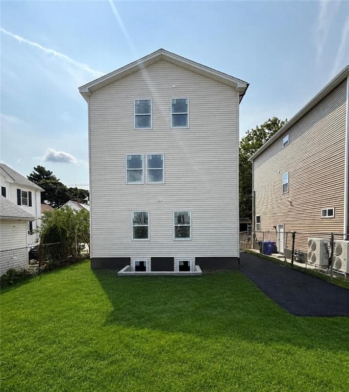 259 California Avenue photo 4