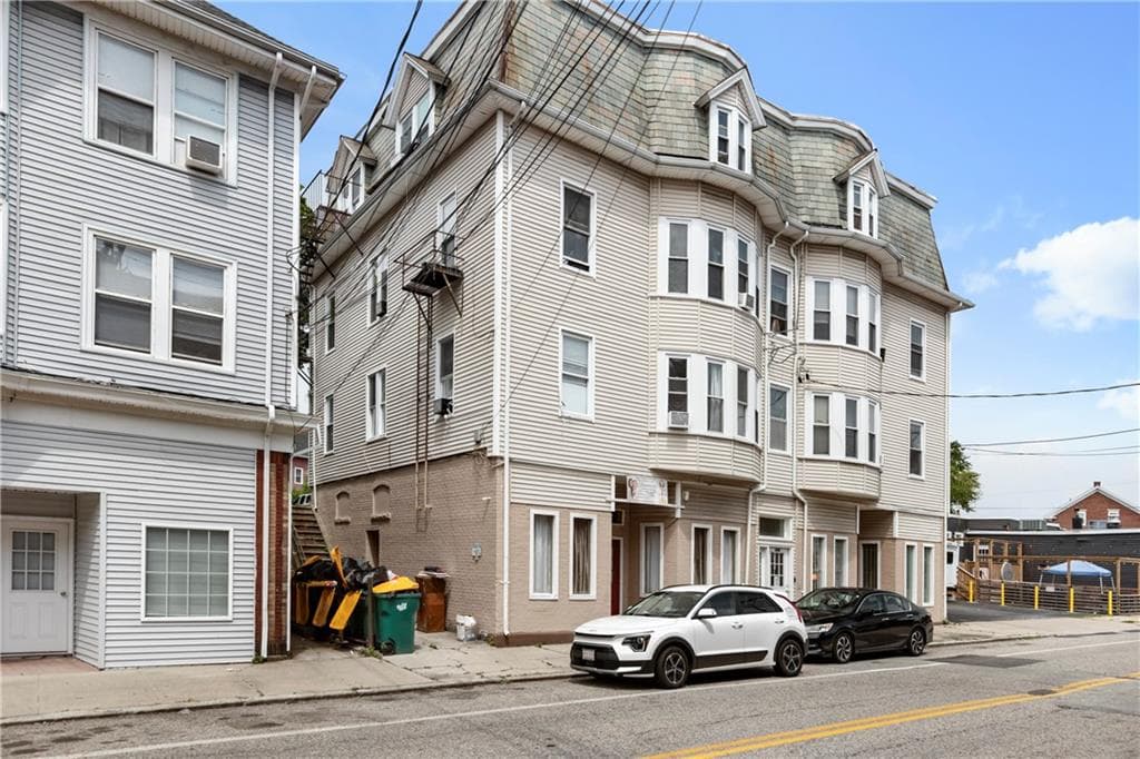 584 N North Main Street