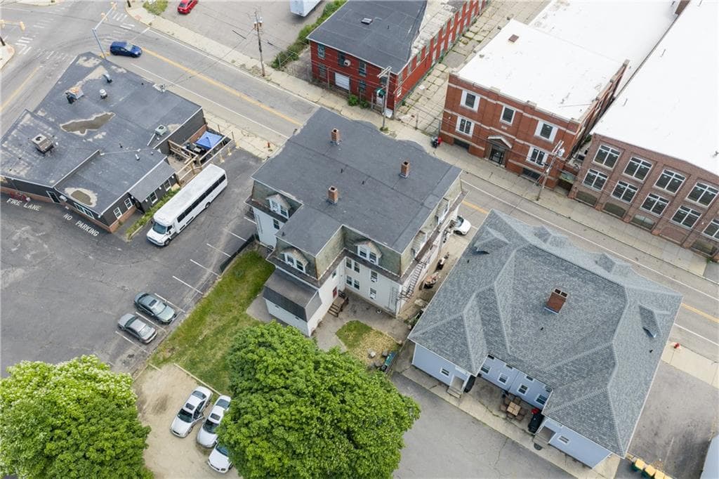 584 N North Main Street photo 33