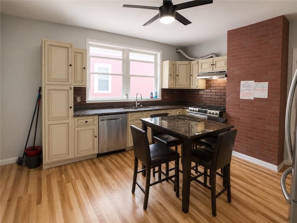 13 Osborn Street photo 7