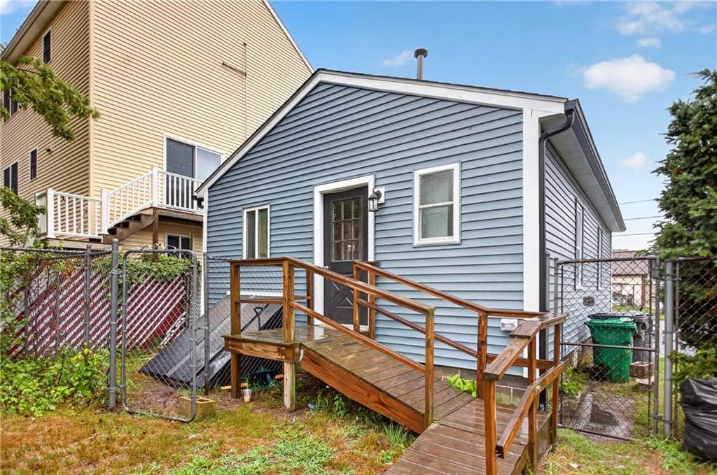 68 Uncas Street photo 40