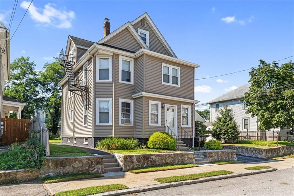 82 Chestnut Avenue