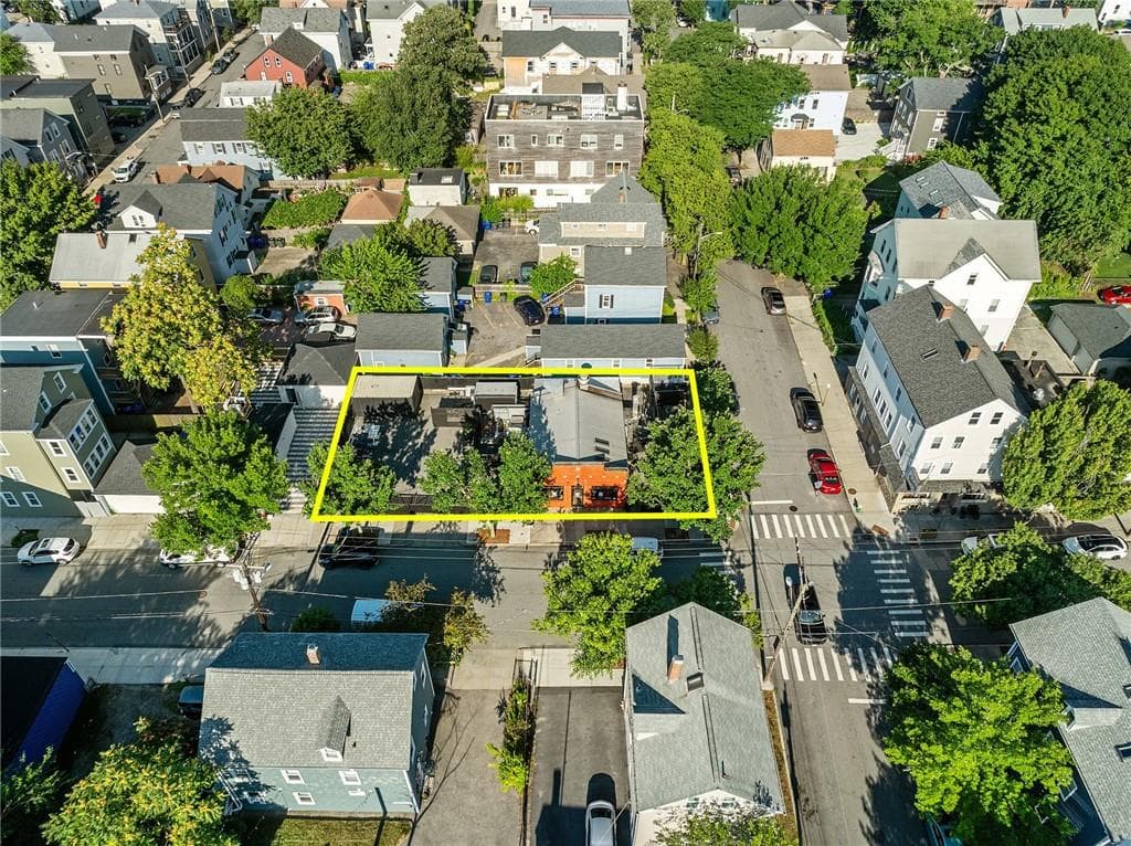146 Ives Street photo 3