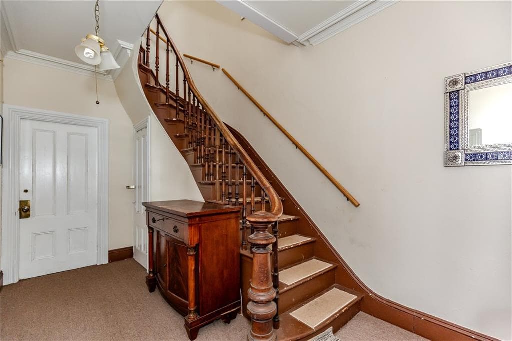 229 Gano Street photo 16