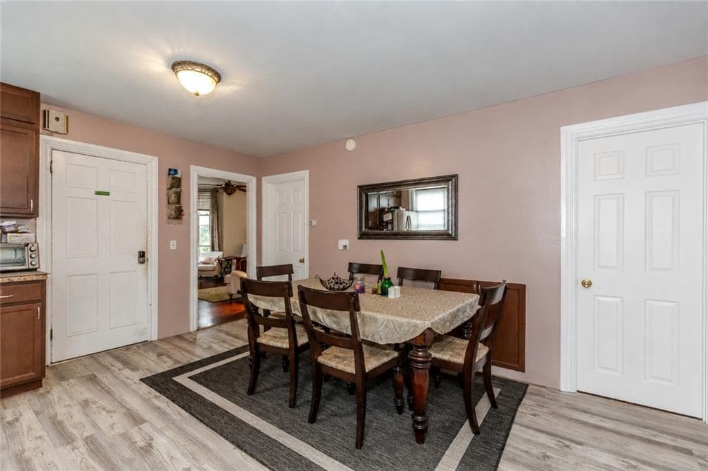 229 Gano Street photo 20