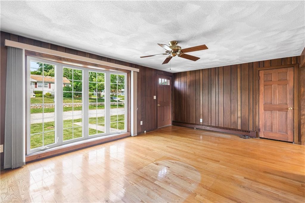 Single Family Residence at 4 Eisenhower Street, Cumberland, photo 10 of 50