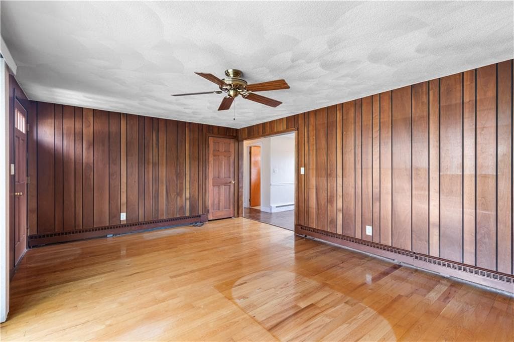 Single Family Residence at 4 Eisenhower Street, Cumberland, photo 11 of 50