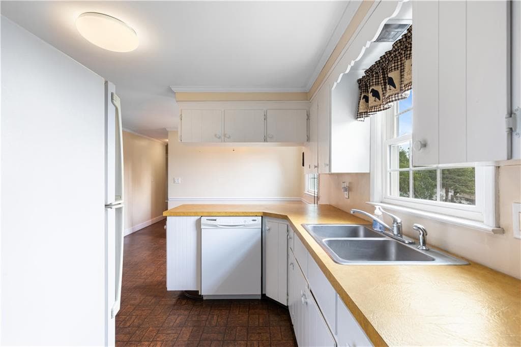 Single Family Residence at 4 Eisenhower Street, Cumberland, photo 19 of 50
