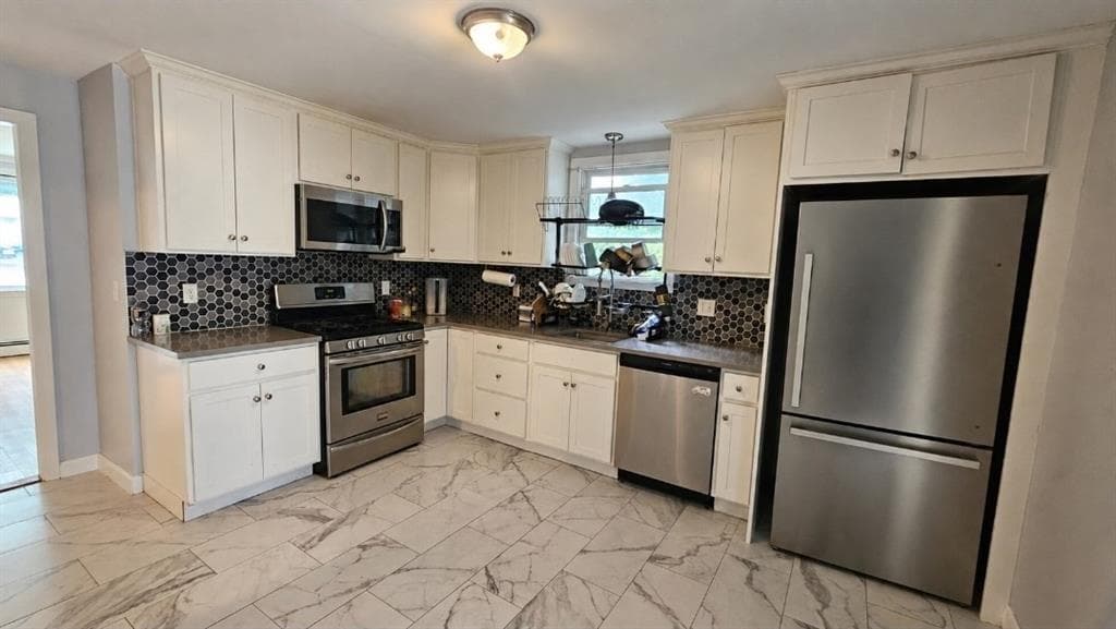 48 Watson Street photo 6