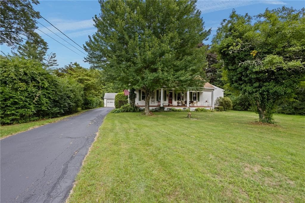 1727 Old Louisquissett Pike