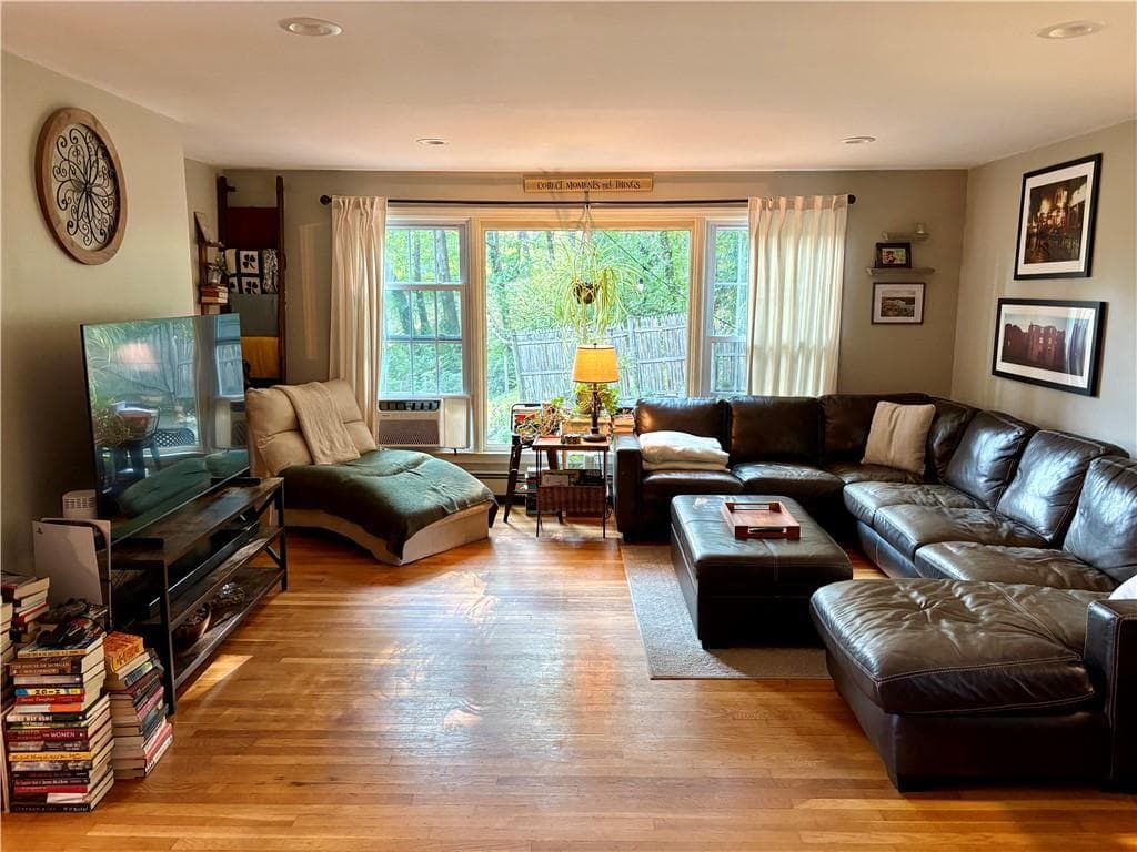31 Hamilton Hill photo 8