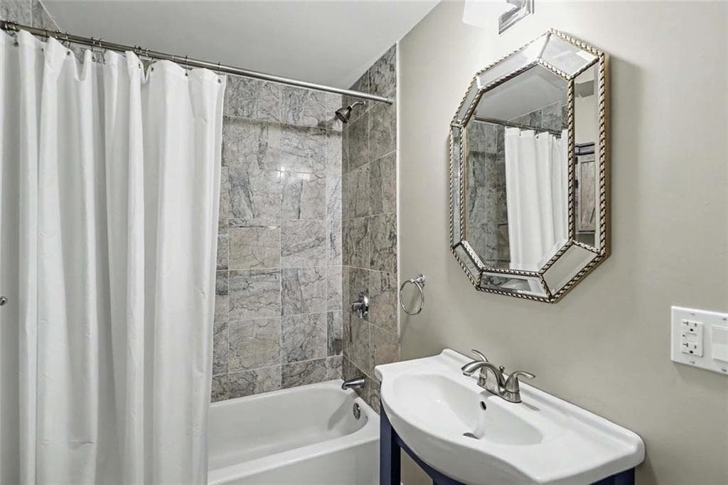 176 Medway Street photo 26