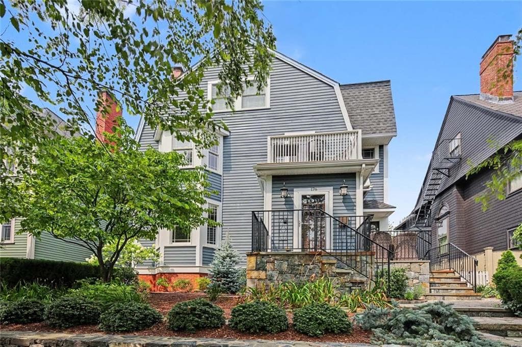 176 Medway Street