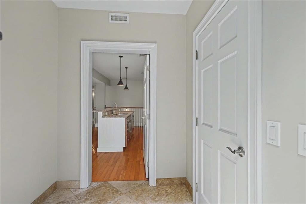 176 Medway Street photo 5
