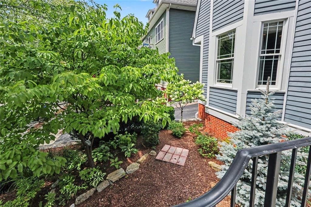 176 Medway Street photo 34
