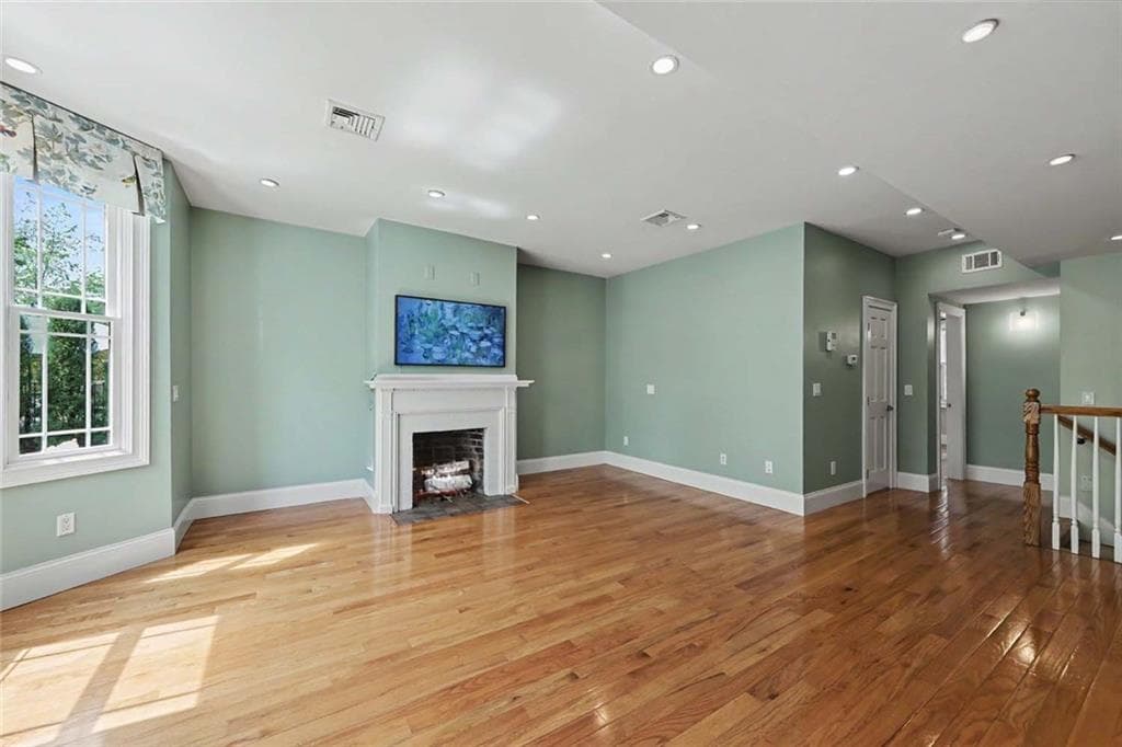 176 Medway Street photo 19