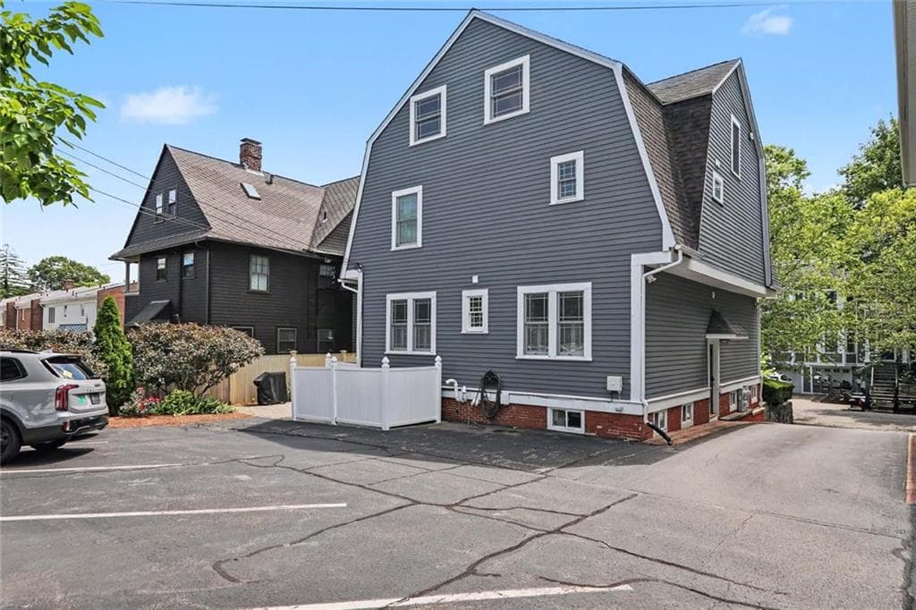 176 Medway Street photo 39