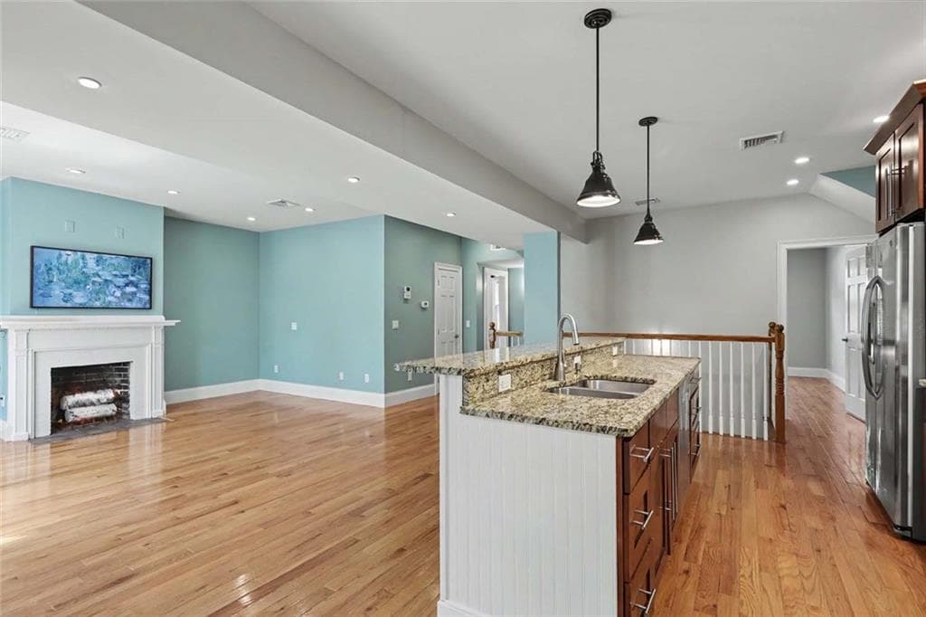 176 Medway Street photo 8