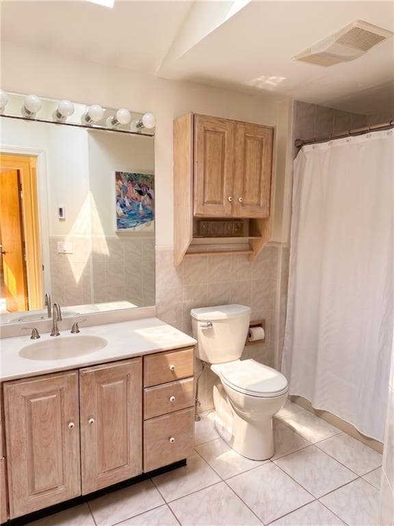 55 Holly Road photo 13