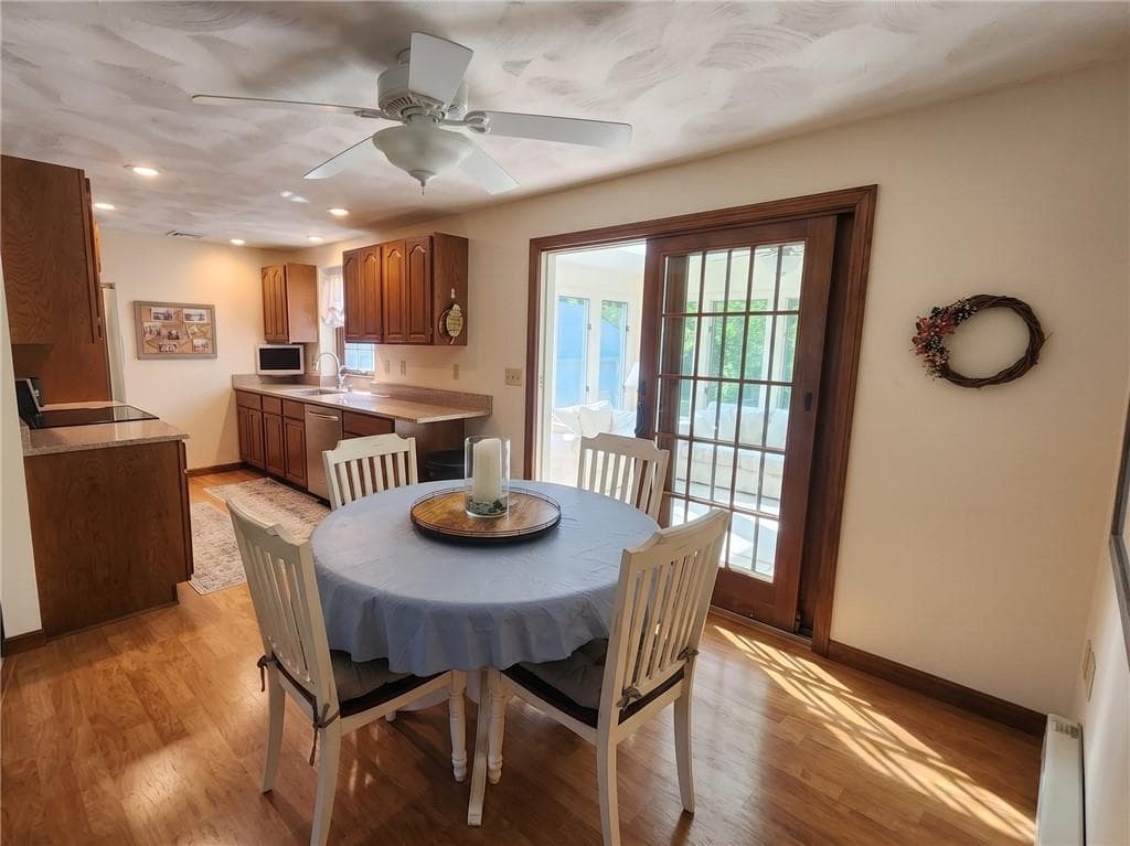 55 Holly Road photo 7