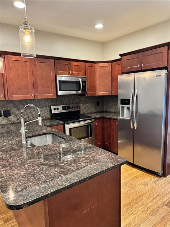 58 Sutton Street UNIT 5 photo 4