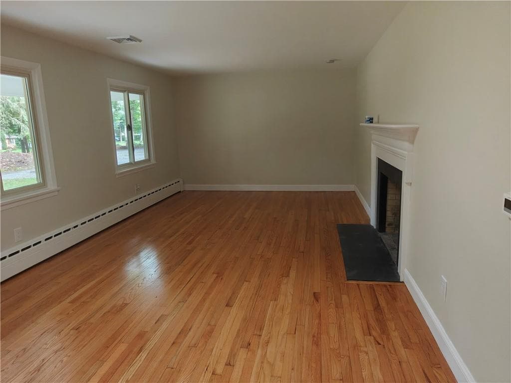 Single Family Residence at 724 Greenville Avenue, Johnston, photo 10 of 50