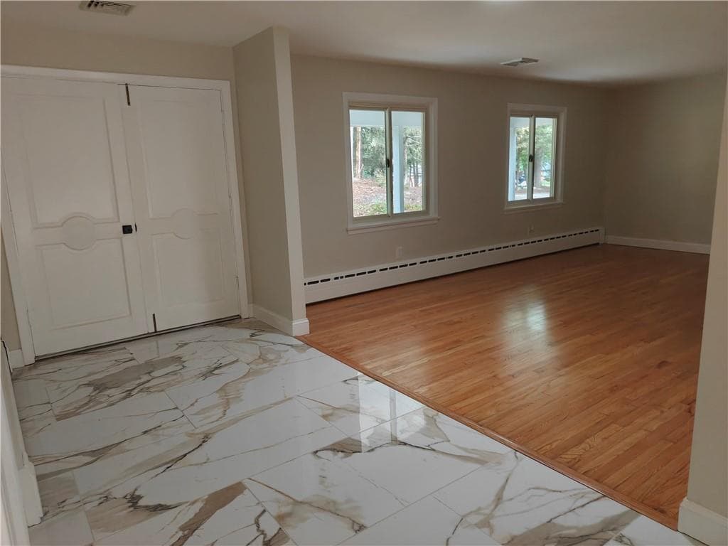 Single Family Residence at 724 Greenville Avenue, Johnston, photo 11 of 50