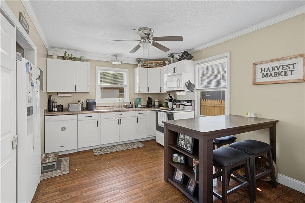 348 Park Place photo 7