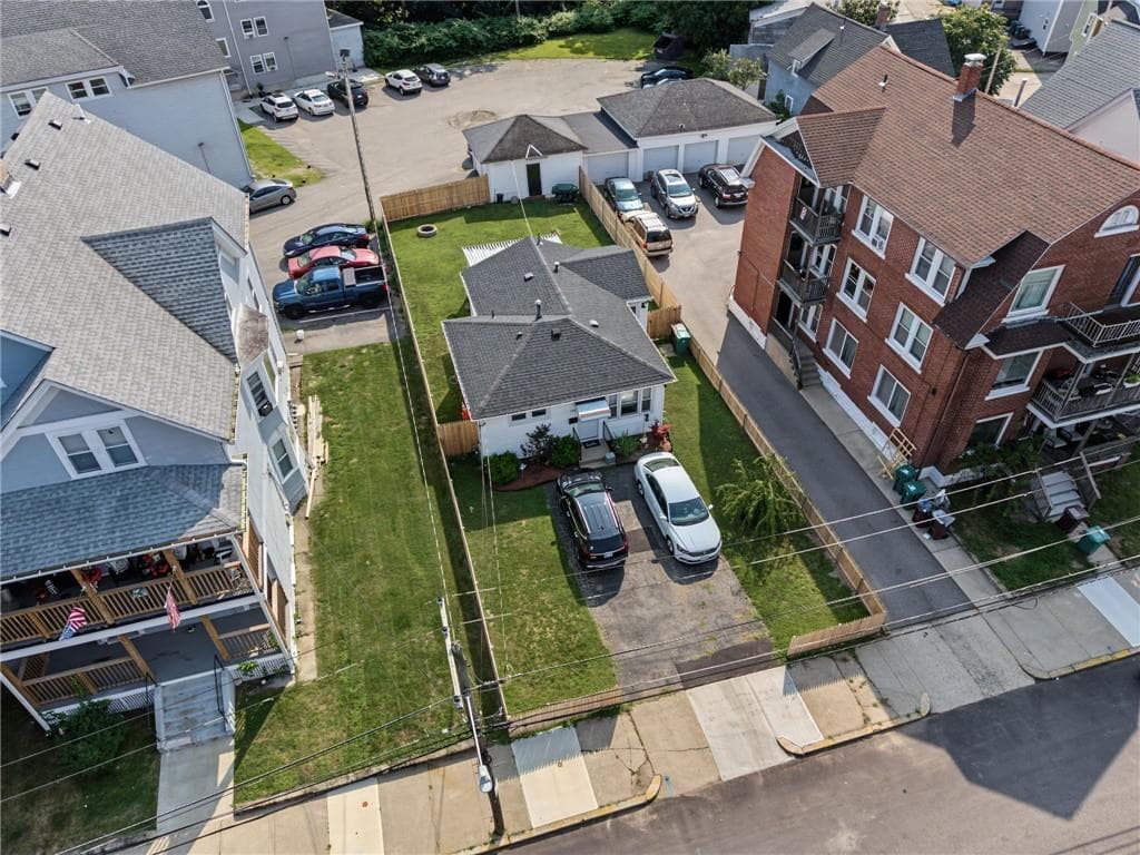 348 Park Place photo 38