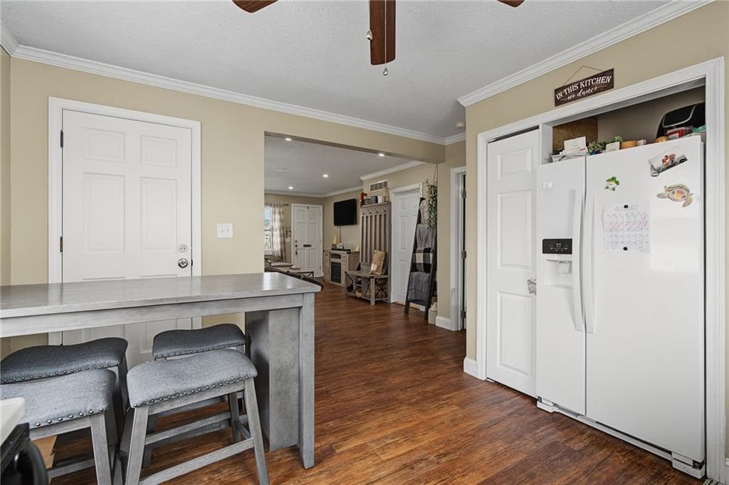 348 Park Place photo 10