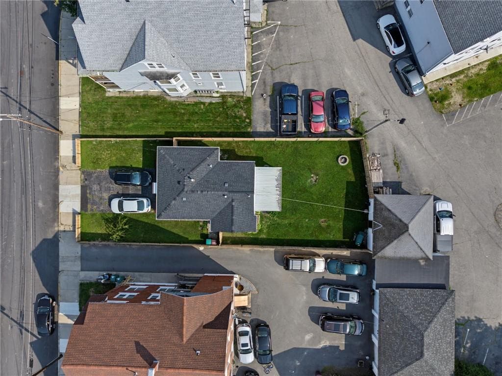 348 Park Place photo 37